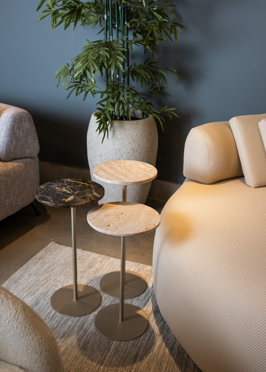 Conjunto de Mesa Lateral Trio Petra Aço Champagne Pedra 01 Travertino e Marrom Imperial