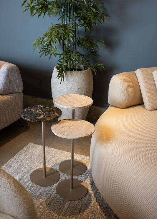 Conjunto de Mesa Lateral Trio Petra Aço Champagne Pedra 01 Travertino e Marrom Imperial