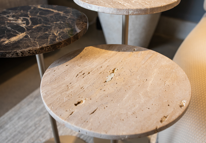 Conjunto de Mesa Lateral Trio Petra Aço Champagne Pedra 01 Travertino e Marrom Imperial