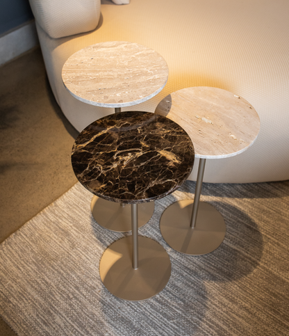 Conjunto de Mesa Lateral Trio Petra Aço Champagne Pedra 01 Travertino e Marrom Imperial
