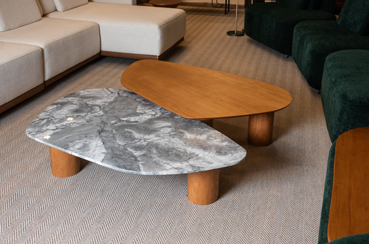 Conjunto de Mesa de Centro Dupla Pilar Madeira Carvalho e Pedra Matarazzo Tamanhos P e G