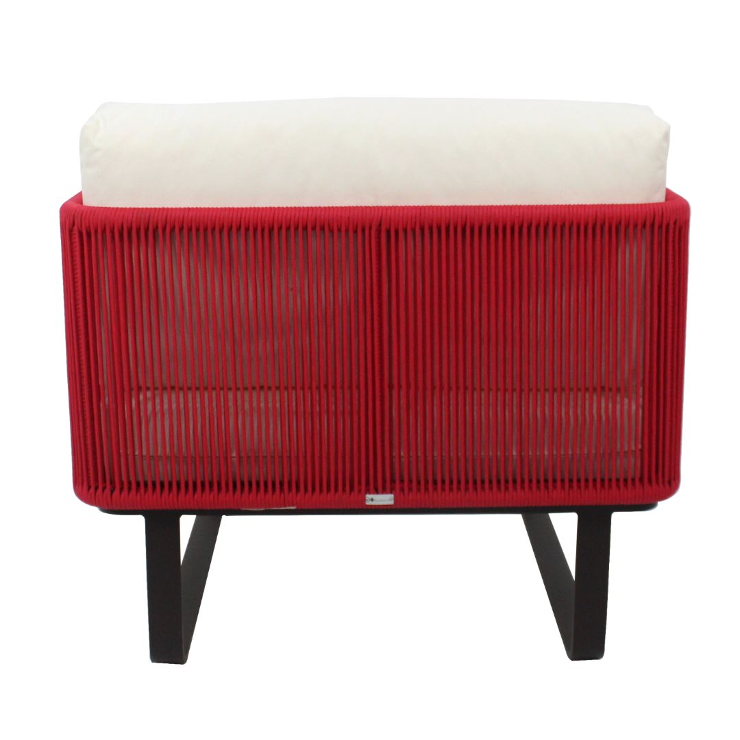 Sillón Catteli de Aluminio Color Marrón Cuerda Náutica Color Rojo Respaldo y Asiento Tapizado Tela Dunas Crema