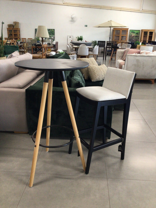 Ambiente 1 com Akila Stool Black Wood Light Linen Upholstered Seat 2422