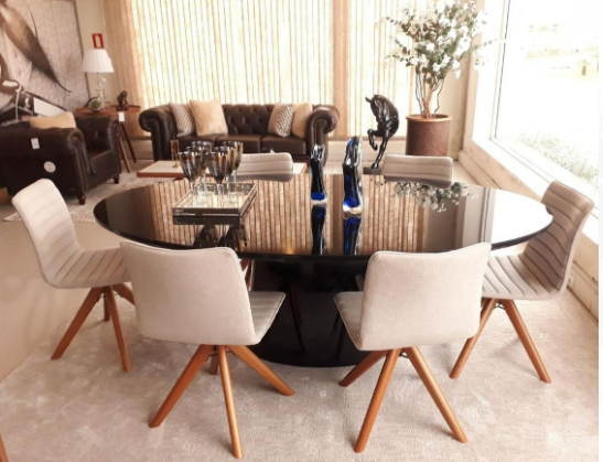 Mesa de Jantar Geórgia Oval Madeira Cor Cinamomo BN 160x100cm