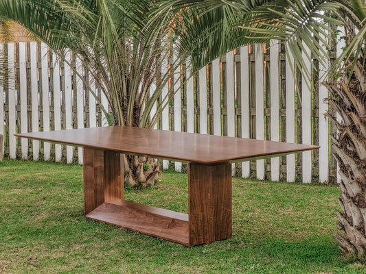 Mesa de Jantar Umah Madeira Nogueira 274x120cm