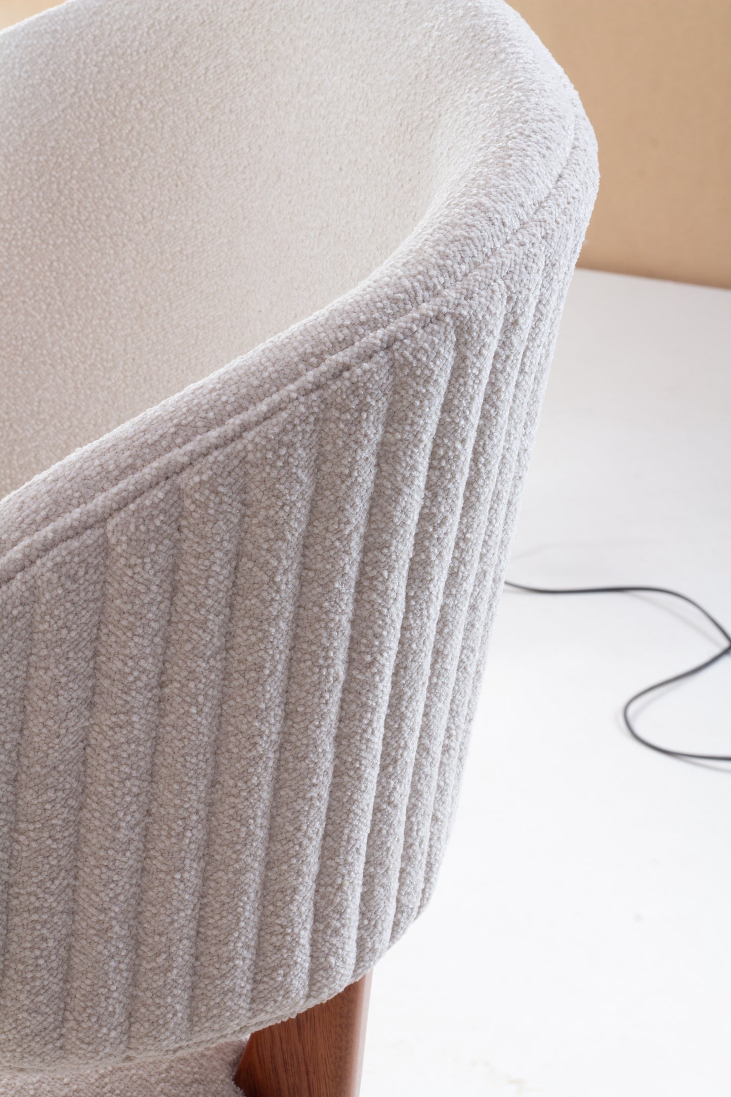 Ester Chair Wood Paint 30 Seat Upholstered Fabric BR6004