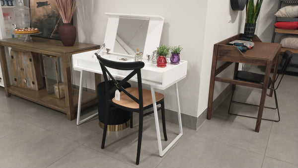 Ambiente 4 com Silla Plats Negra