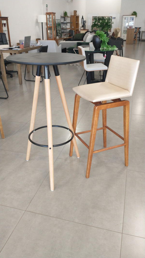 Ambiente 1 com Horus Stool Upholstered Wood Facto Pearl 3422