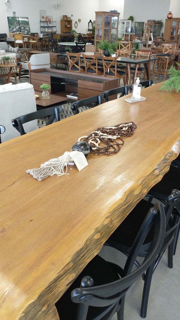 Ambiente 1 com Colar Decorativo Bola Resina com Contas de Madeira e Macramê