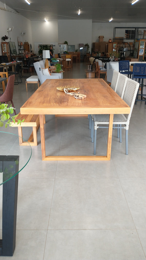 Ambiente 3 com Selma Dining Table 240x120cm Solid Wood - 8 Seats