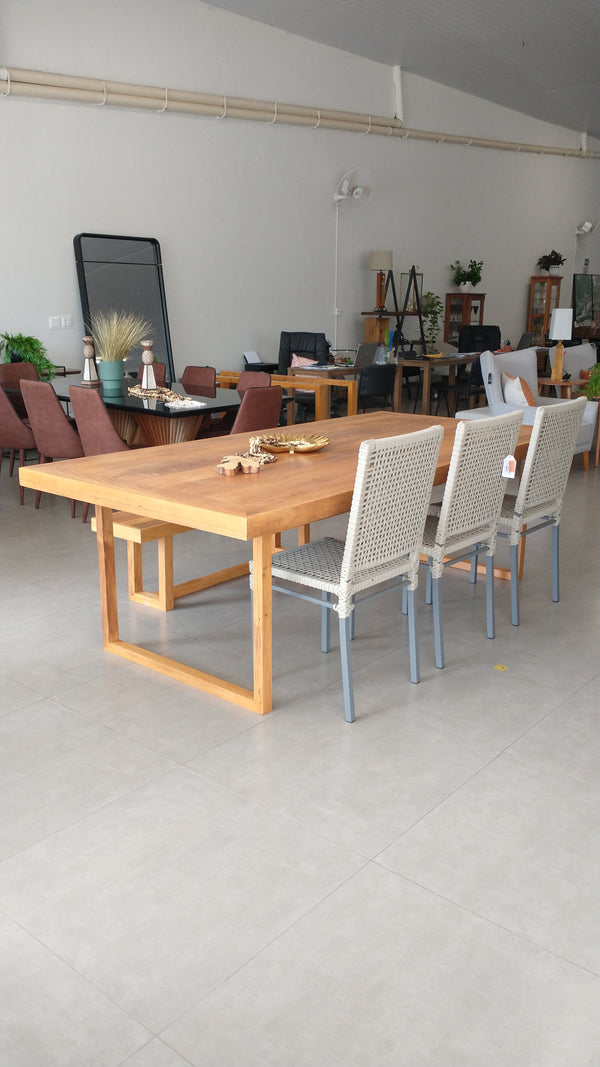 Ambiente 2 com Selma Dining Table 240x120cm Solid Wood - 8 Seats