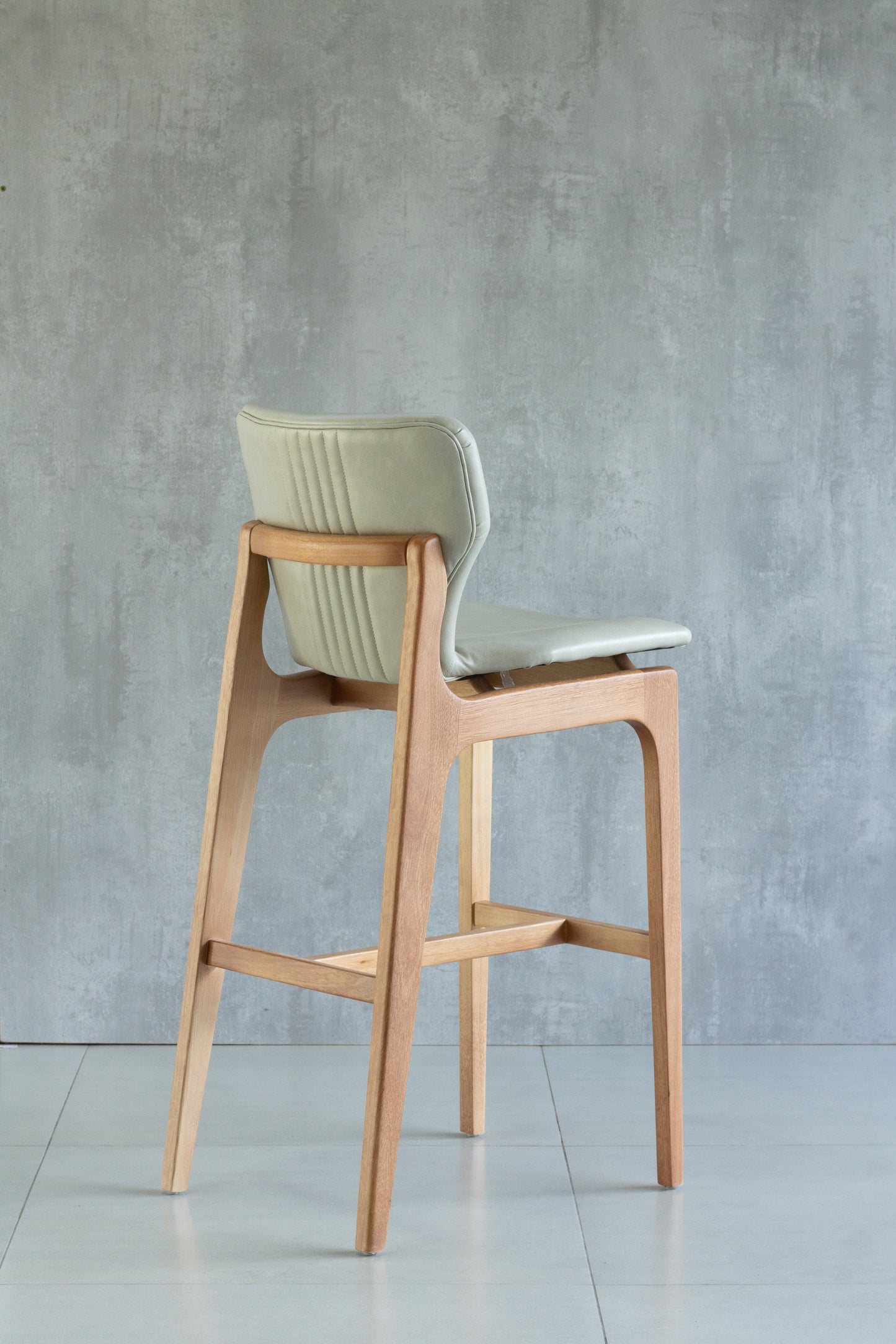 Banqueta Livia Madeira 60 Assento Tecido AA9010