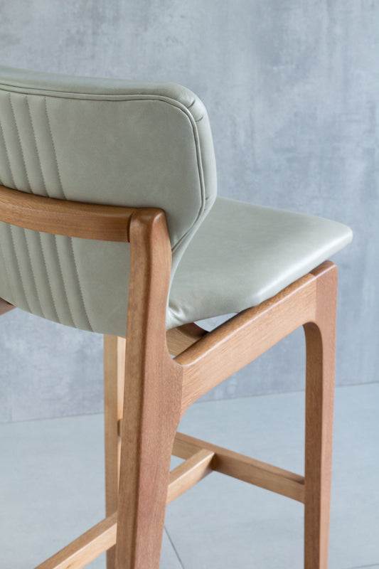 Banqueta Livia Madeira 60 Assento Tecido AA9010