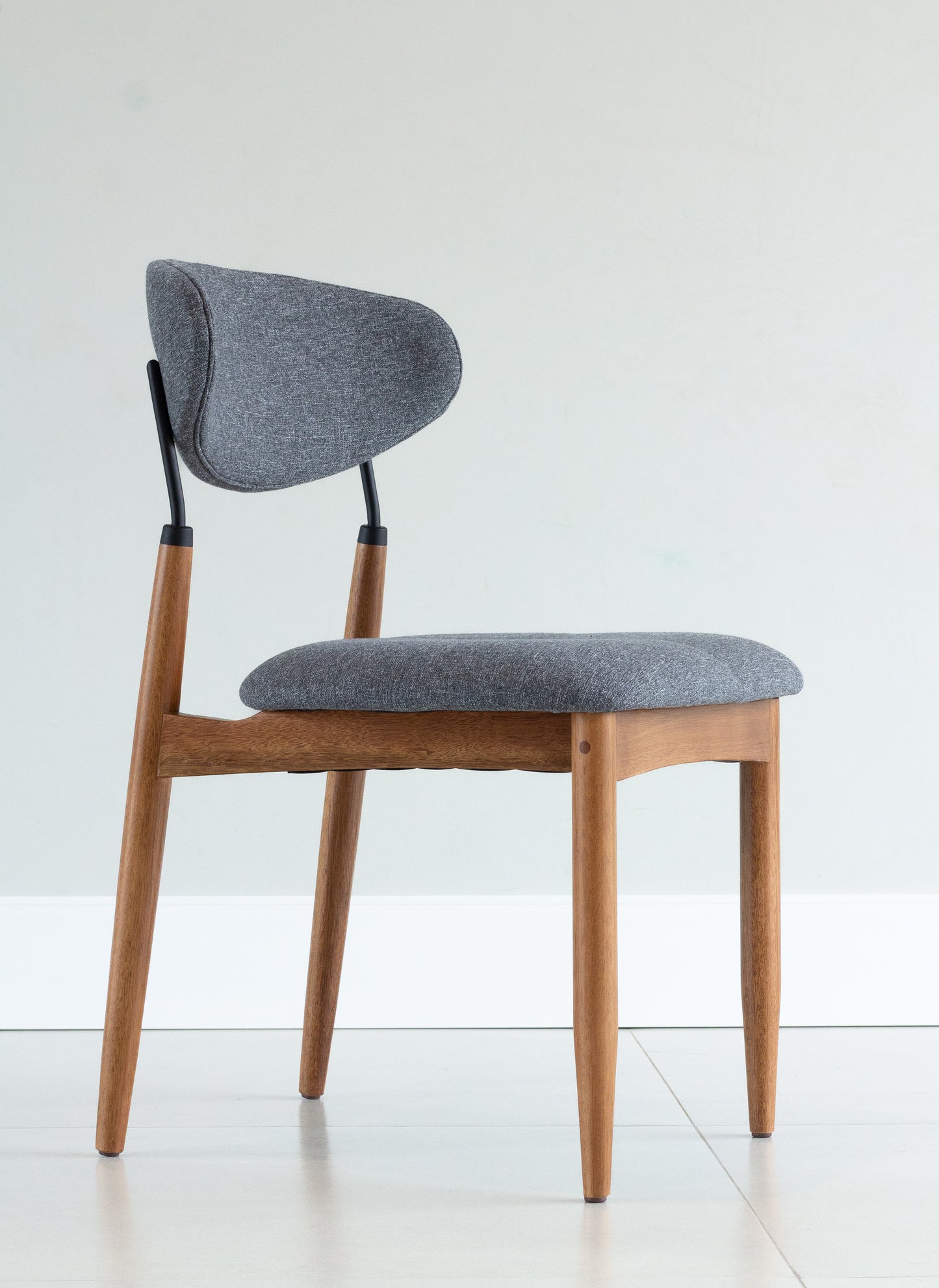 Silla Adara Madera Natural Metal Asiento Tapizado Tela BR6000