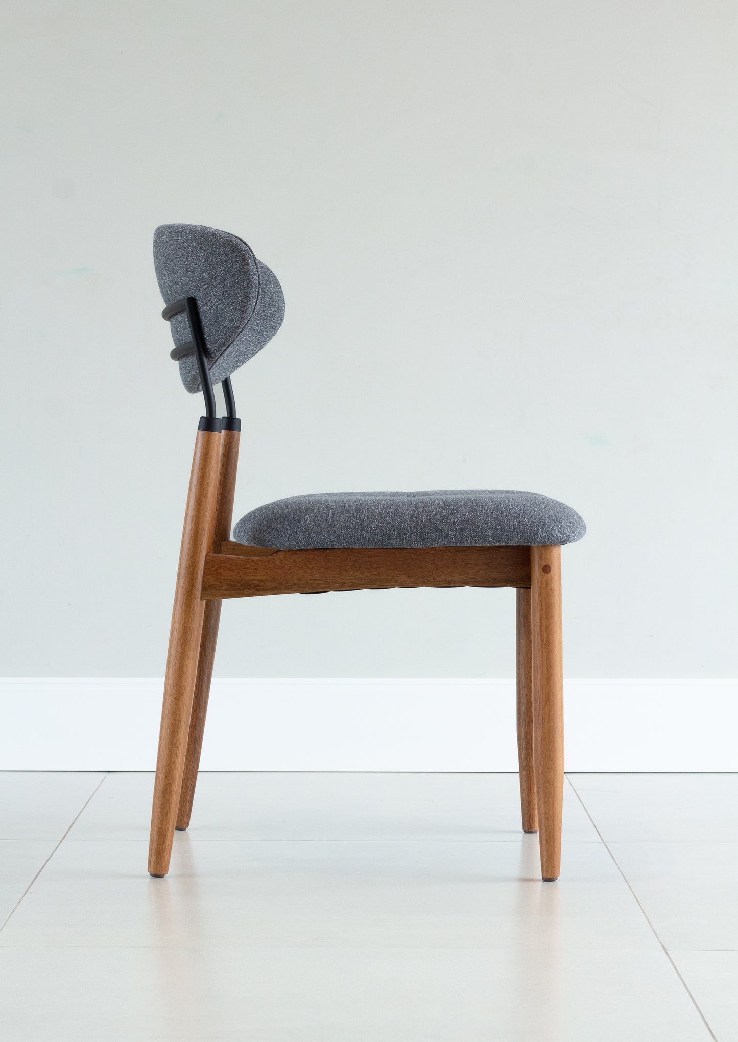 Silla Adara Madera Natural Metal Asiento Tapizado Tela BR6000