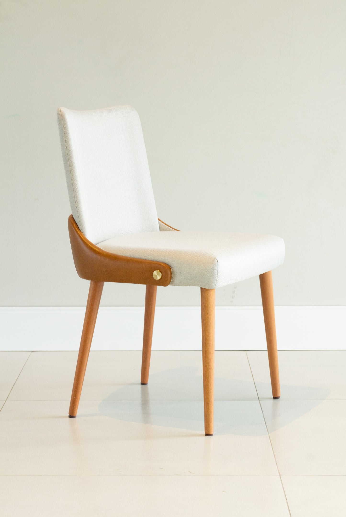 Isis Chair with Hexagonal Straw Backrest, Natural Wood, Upholstered Fabric Seat BR6000