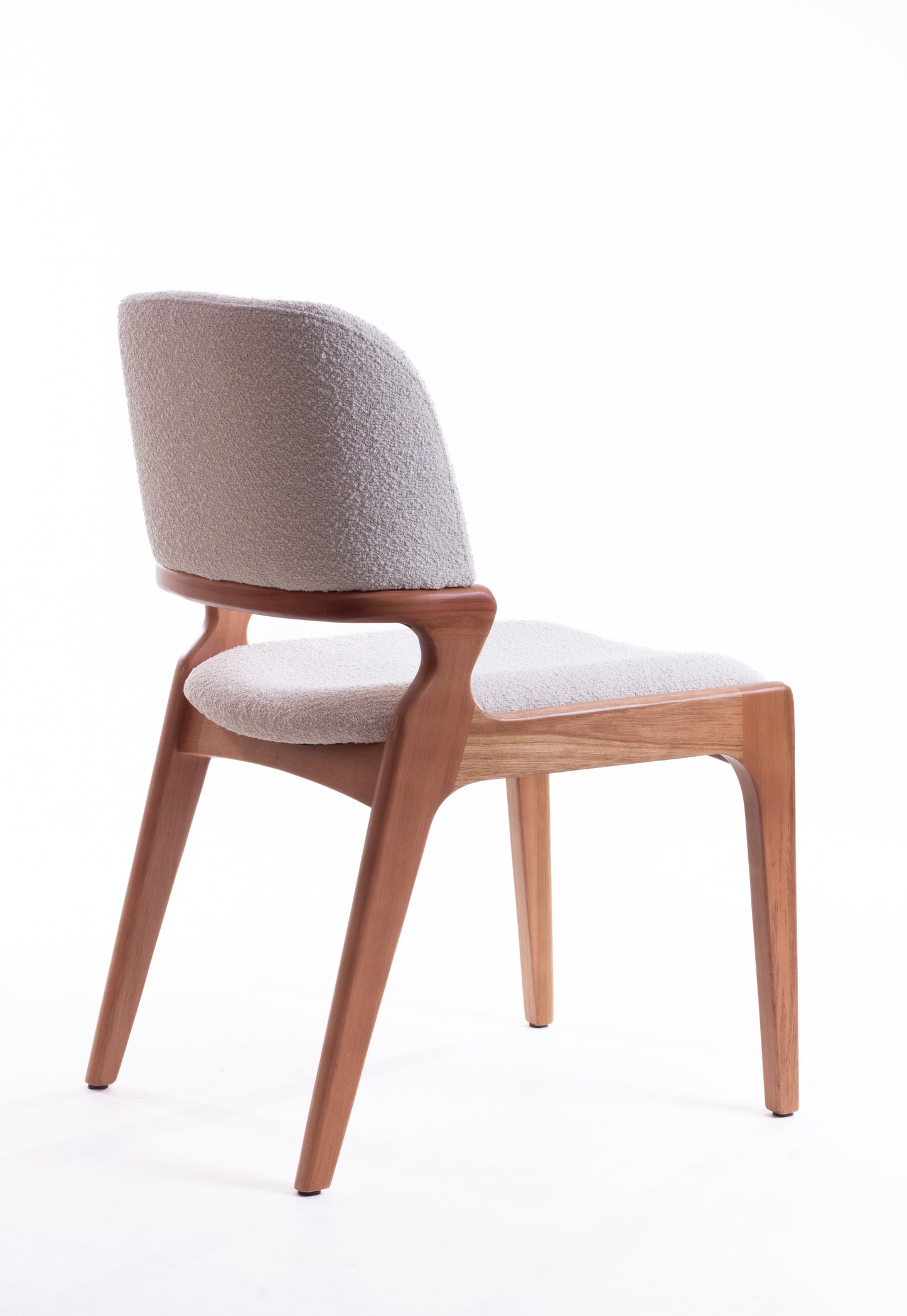 Silla Cora Wood 30 Respaldo Asiento Tapizado en Tela BR6032