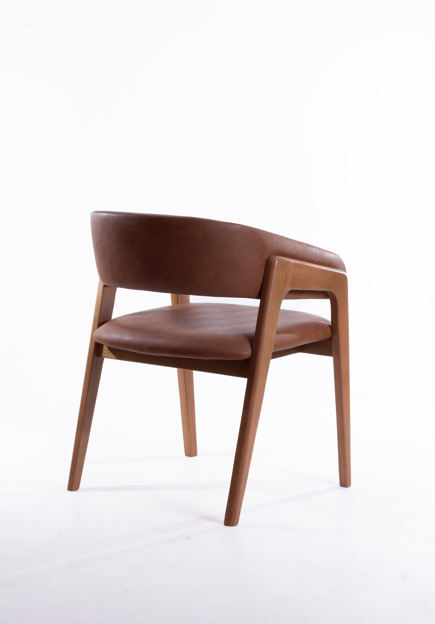 Cadeira Lorena Madeira 50 Assento e Encosto Estofado Tecido AB1016