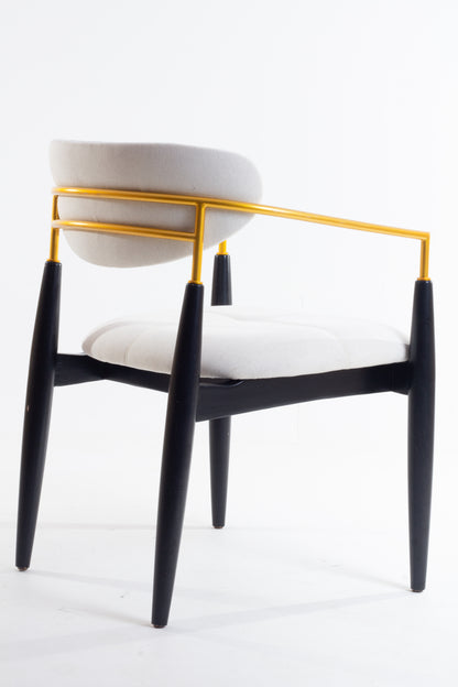 Silla Adara con Brazo Madera Asiento de Metal Negro Mate Dorado Tapizado Tela BR6000