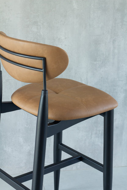 Banqueta Adara Madeira Ebano Metal Preto Assento Couro AA9011