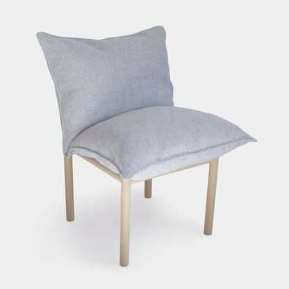 Silla Lyon de Aluminio Color Topo Respaldo y Asiento Tapizado en Tela Trulli Denin