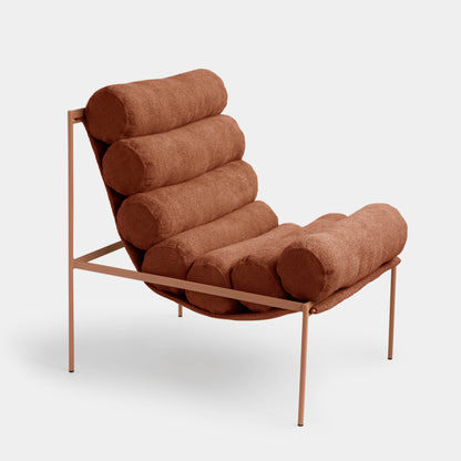 Sillón Rolls Aluminio Color Terracota Respaldo y Asiento Tapizado en Tela Loop Terracota