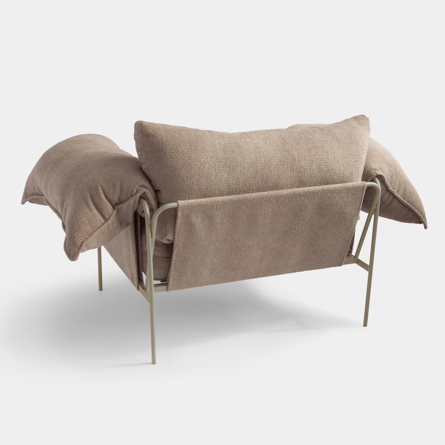 Sillón Orejero Aluminio Color Topo Respaldo y Asiento Tapizado en Tela Flint Loop