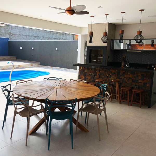 Ambiente 2 com Mesa de Jantar Redonda 180cm Tampo Nápoles Base X Madeira Maciça - 8 Lugares