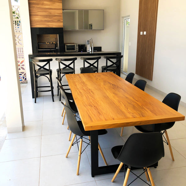 Ambiente 3 com Mesa de comedor Vanessa 200x100 cm con tapa de madera maciza y base de hierro - 6 plazas