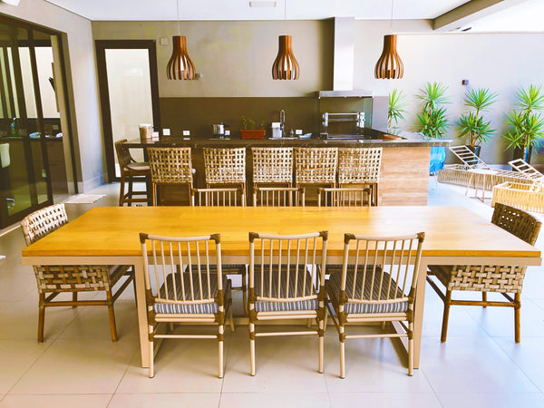 Ambiente 2 com Mesa de comedor Eliane 340x120 cm con tapa de madera maciza y patas de hierro - 10 plazas