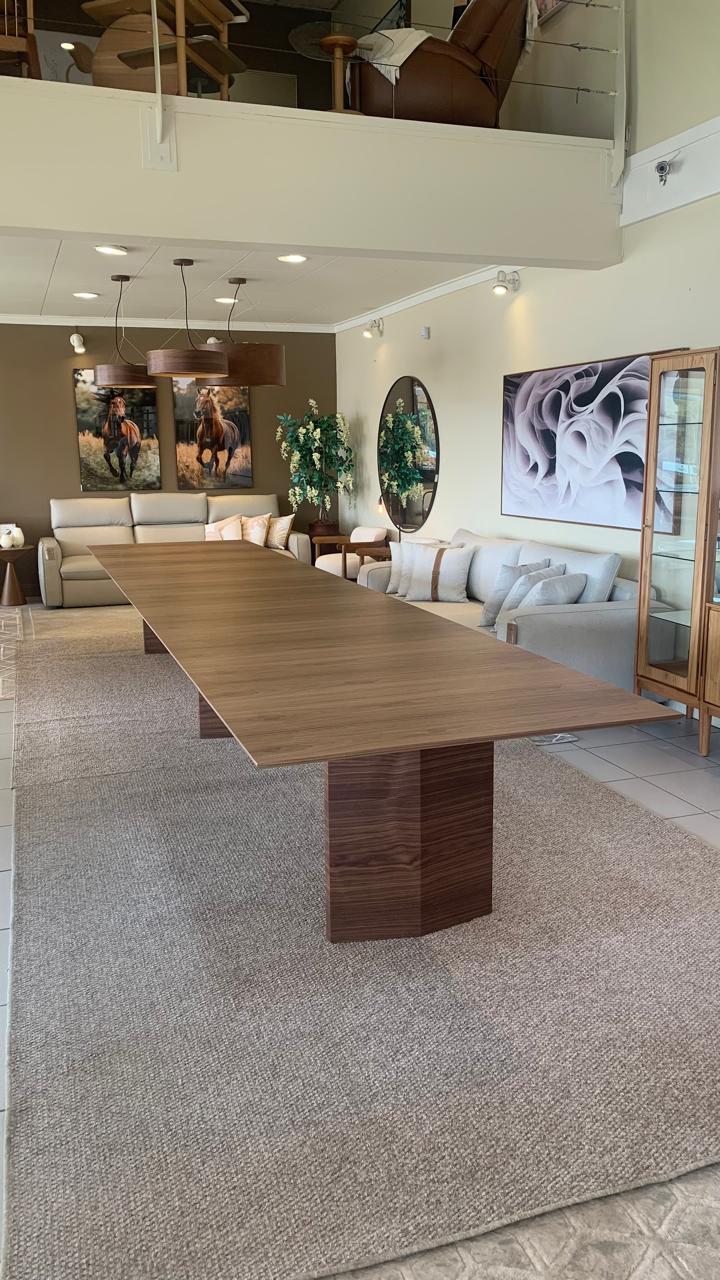 Mesa de Jantar Float Madeira Cor Nogueira 274x120cm