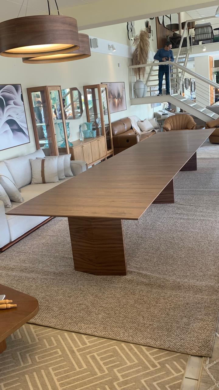 Mesa de Jantar Float Madeira Cor Nogueira 274x120cm