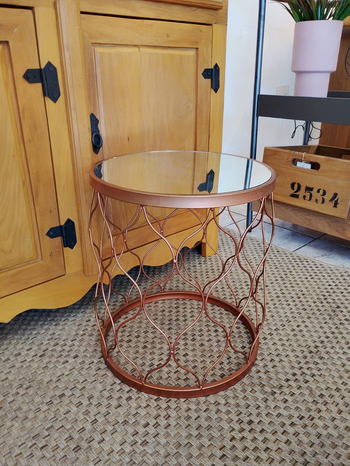 Mesinha Lateral Spark Dourada Tampo Espelho