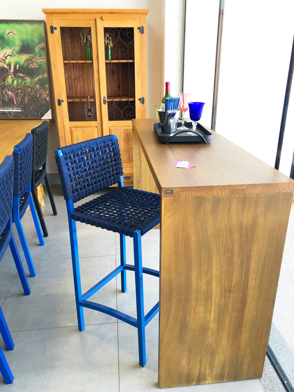 Ambiente 1 com Taburete Angra Azul de Aluminio y Cuerda Náutica