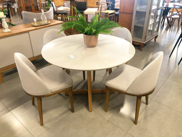 Ambiente 1 com Silla Polara Madera Asiento Tapizado Lino Gris