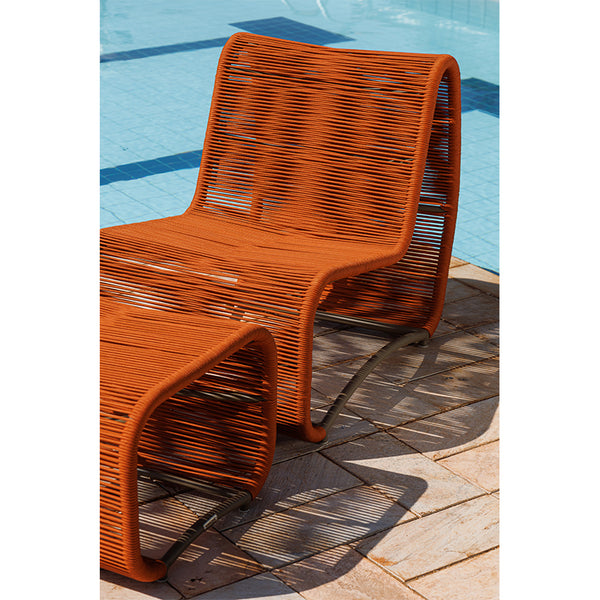 Ambiente 3 com Aconchego Armchair in Fendi-colored Aluminum and Ocher-colored Nautical Rope