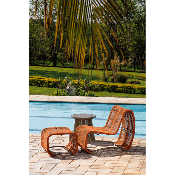Ambiente 1 com Aconchego Armchair in Fendi-colored Aluminum and Ocher-colored Nautical Rope