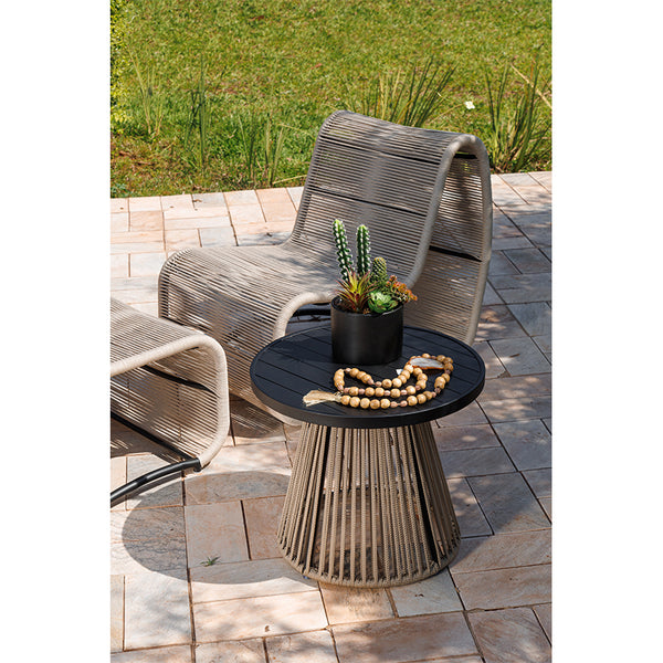 Ambiente 1 com Mesa de Apoio Astúcia Alumínio cor Preto com Corda Náutica Fendi