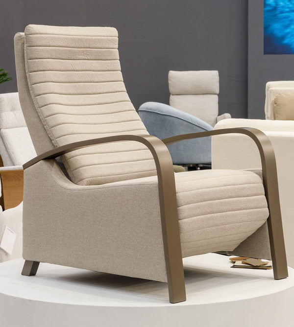 Ambiente 1 com Sillón Eléctrico Paris Brazo Laminado Respaldo y Asiento Tapizado Tela C-1017