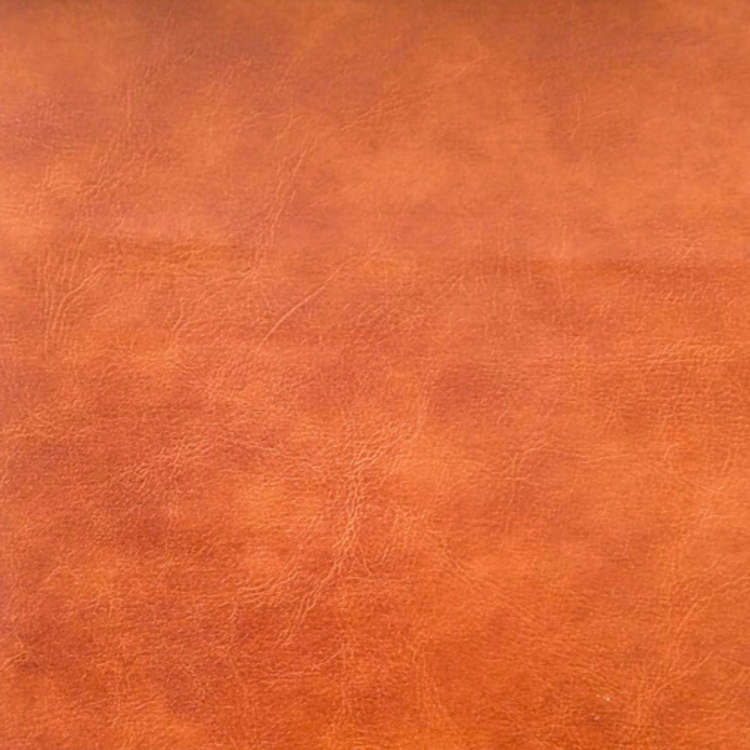 Couros — acabamento Banqueta Horus Madeira Laqueada Preta com Assento Estofado Corino
