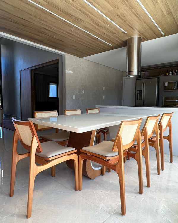 Ambiente 2 com Silla Veronica Respaldo de Madera Asiento Tapizado en Tela Hexagonal Lino Claro
