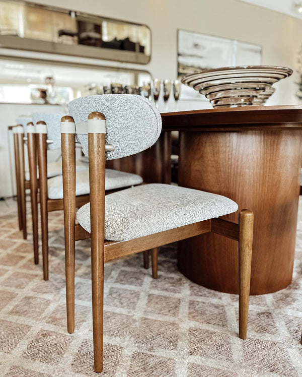 Ambiente 2 com Mesa de Jantar Organic Madeira Cor Jequitibá BN 274x128cm