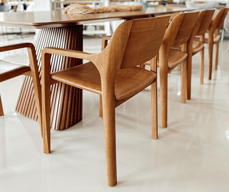 Mesa de Jantar Brescia Madeira Cor Jequitibá 58 220x110cm