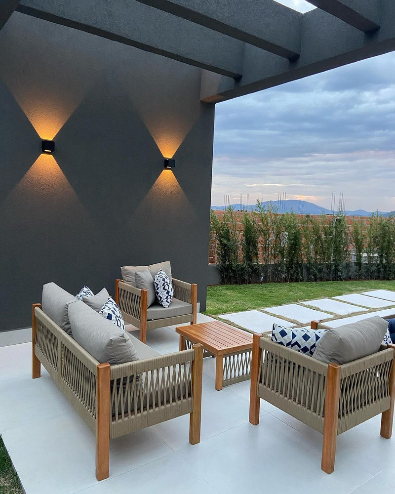 Mesa de Centro Lux 50x50cm Madeira Maciça e Corda Náutica cor Preta