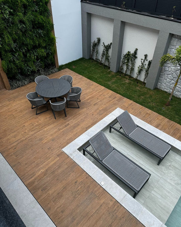 Ambiente 1 com Sillón de aluminio dorado en color Fendi con cuerda náutica en verde musgo