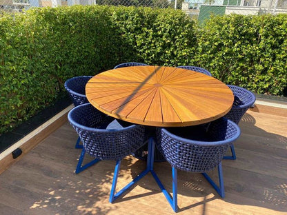 Mesa de comedor redonda sobre 140 cm Ripado Pizza madera maciza Cumaru