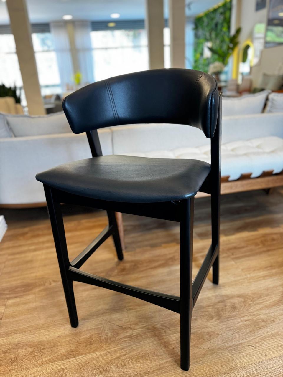 Banqueta Dior Madeira Assento Estofado Tecido Corano Preto I987B — vista 4