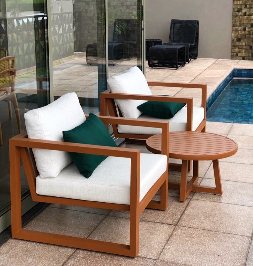 Varanda e Jardim com Poltrona Volt