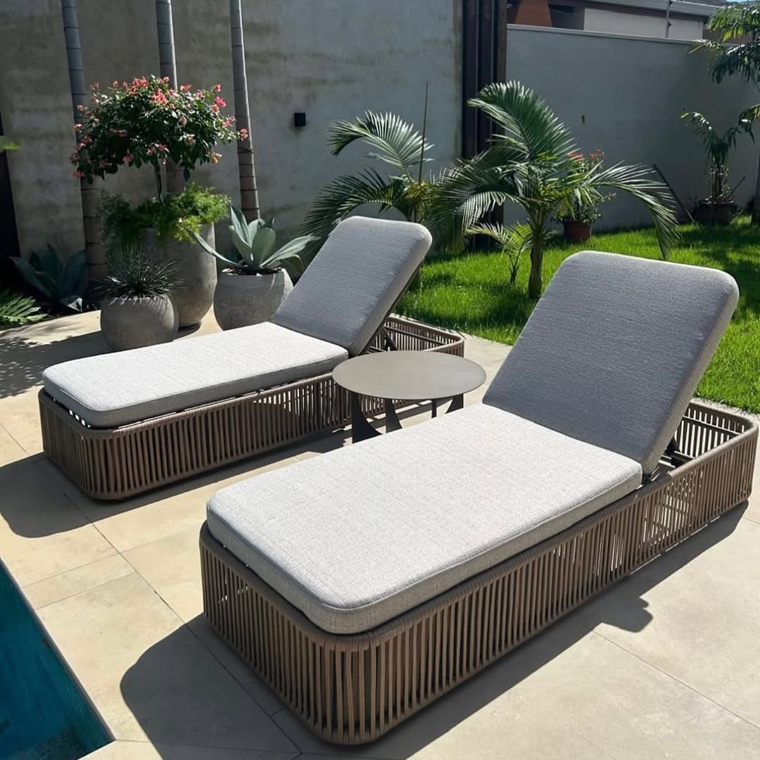 Varanda e Jardim com Espreguiçadeira Nepal