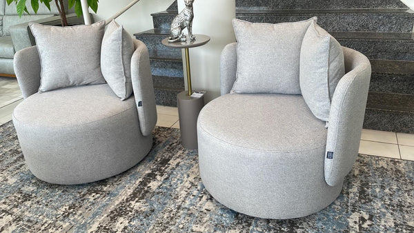 Ambiente 2 com Poltrona Luna Base Giratória Estofado Boucle Sheep G311